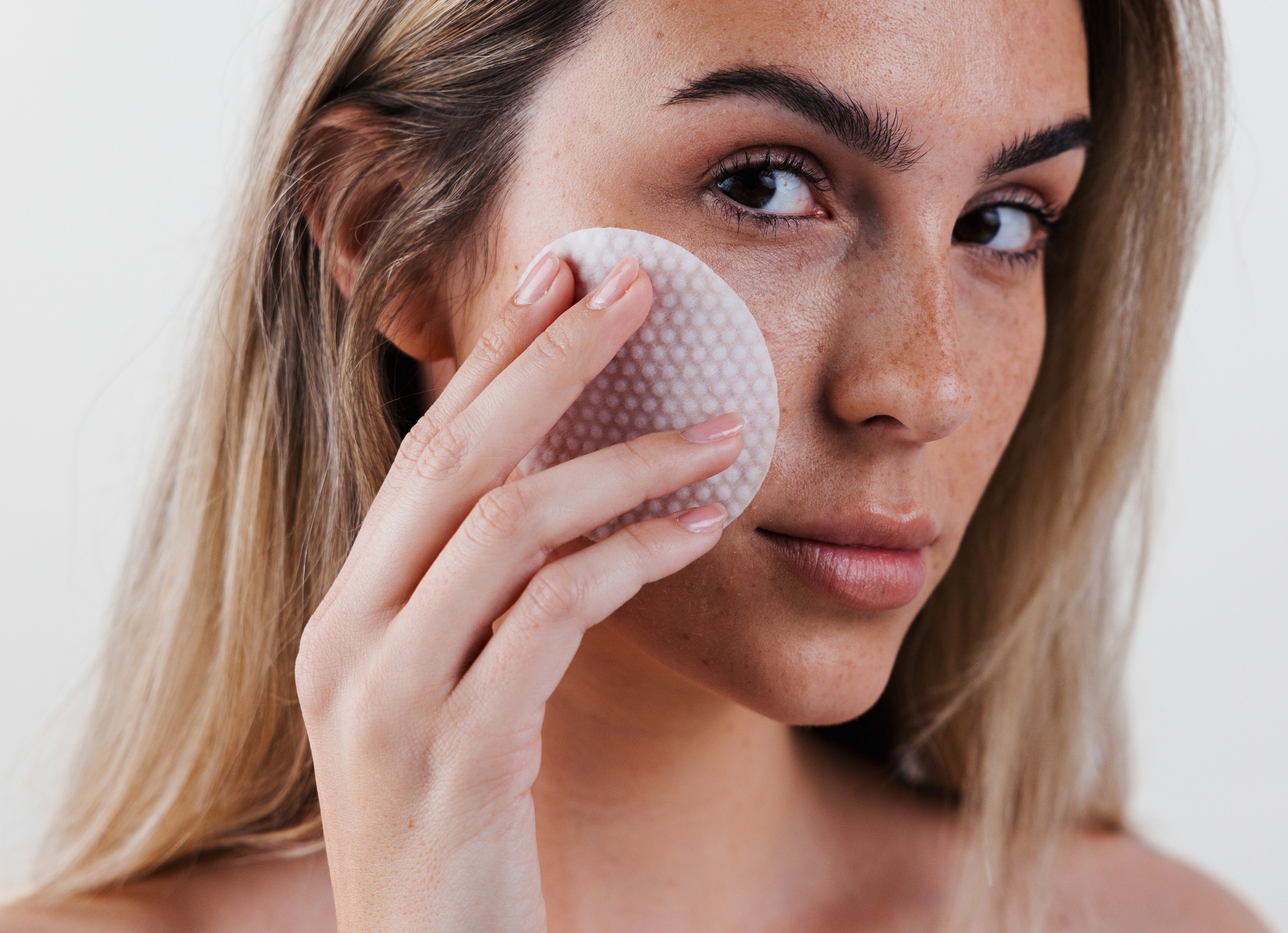 Bright Skin pad, PDRN, Eksfolijacija koze, hidratacija